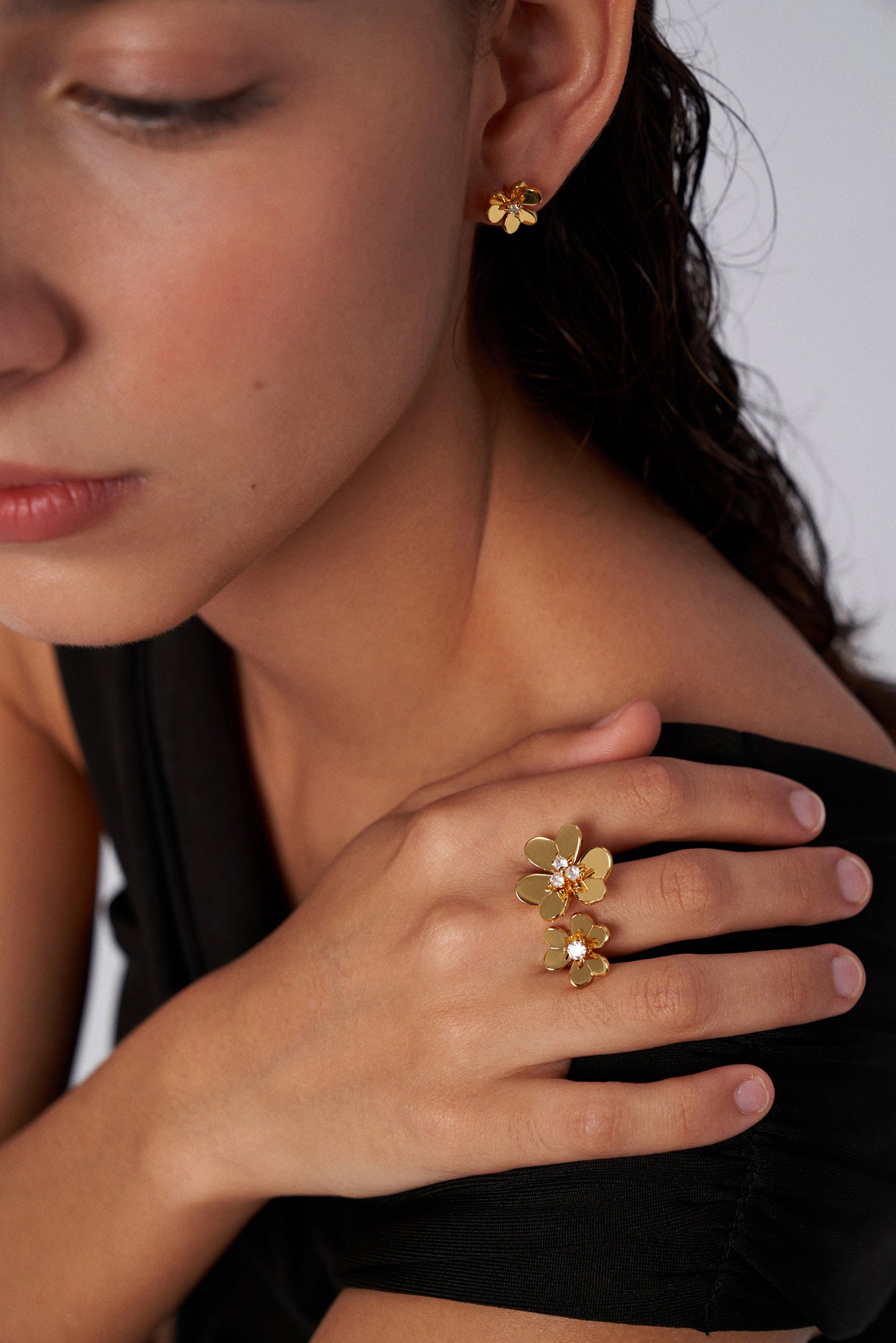 NIA RING - Eli Chrishan